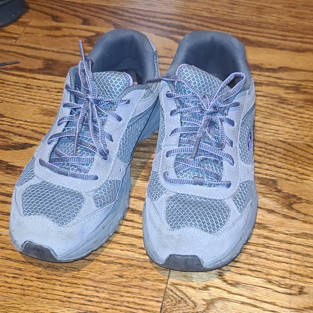 Comfortable sneaker